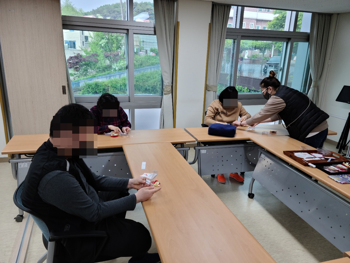 사진5. 어버이날행사.jpg