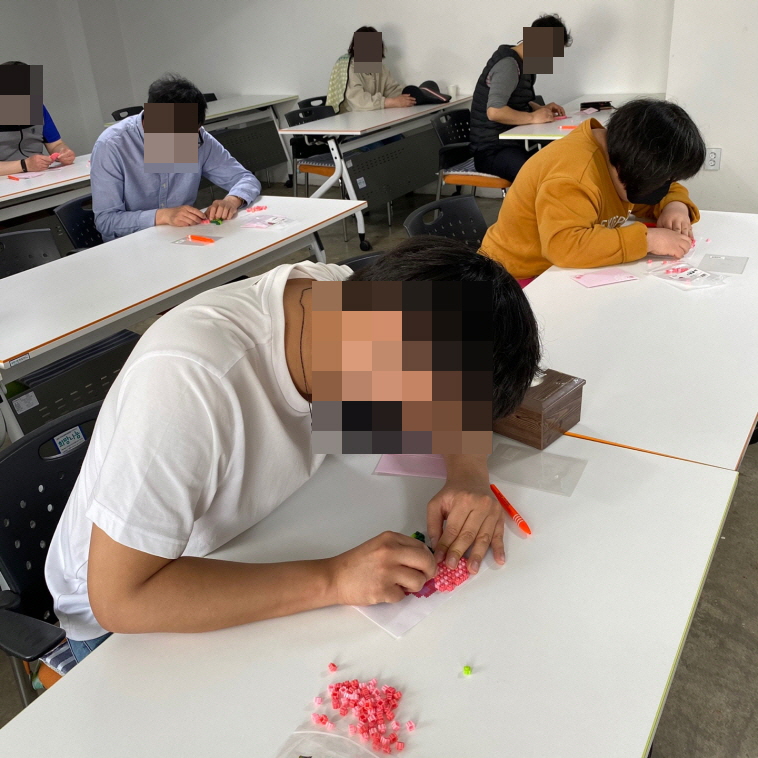 [살림살이] 디폼블럭 카네이션 만들기 1.jpg