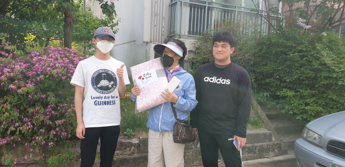 운교노인복지센터_20200507_어버이날 행사.jpg